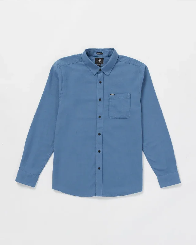 surfboards with high-performance shapes-Volcom Caden Solid Long Sleeve Button - Blueberry